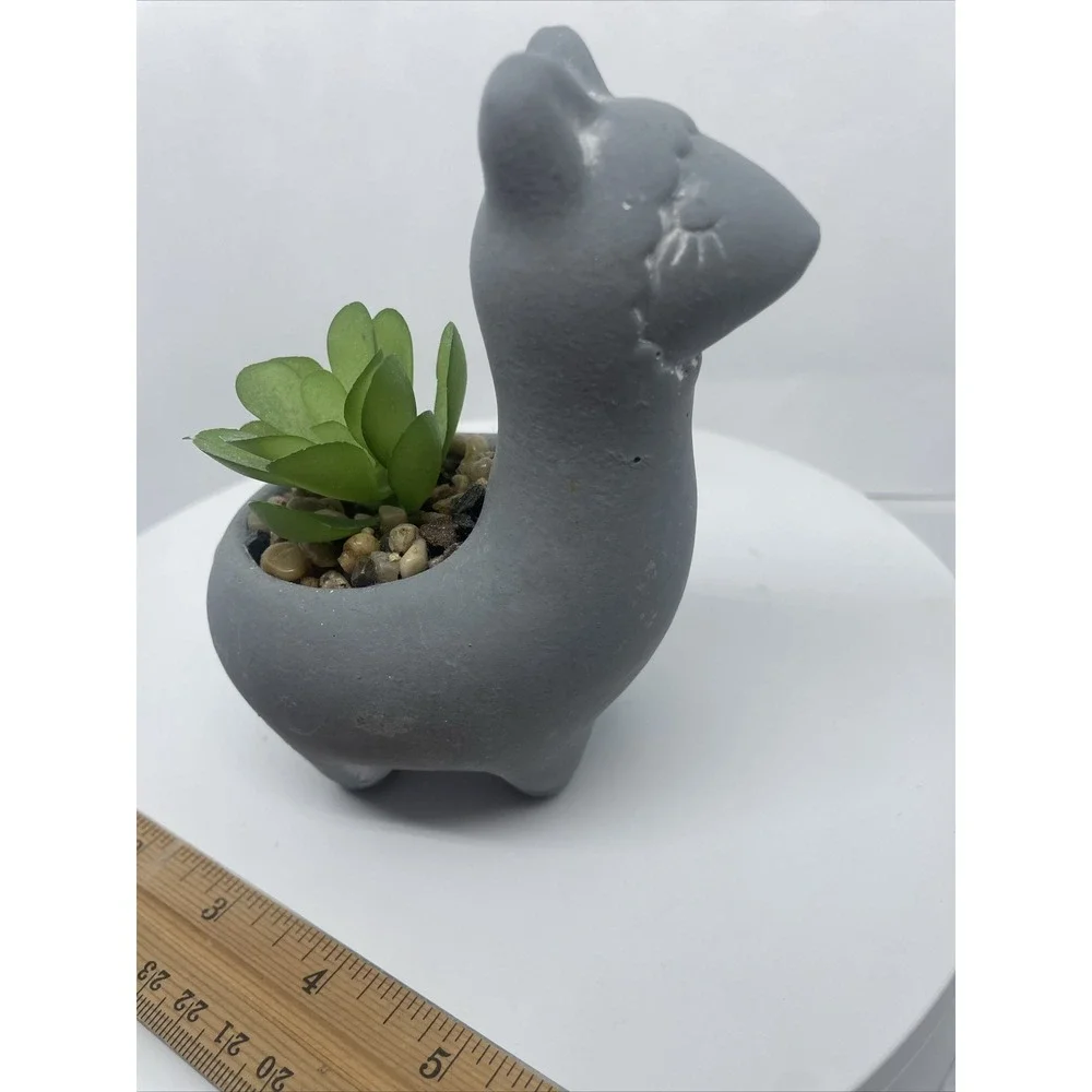 Llama Shape cute bonsai‎ planter suitable for home garden office desktop decor